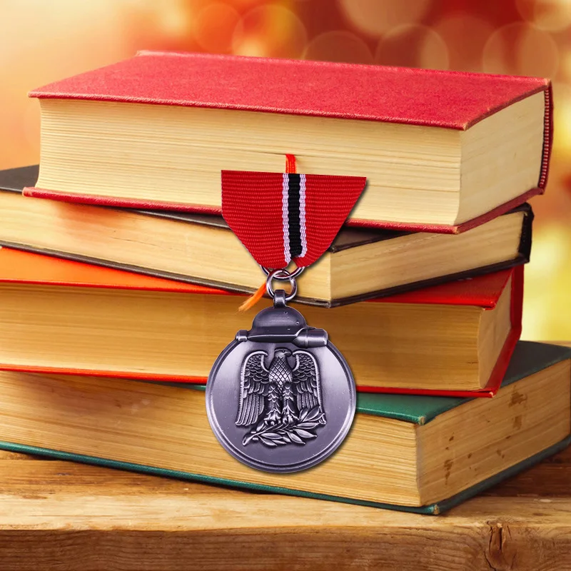 Медаль времен Второй мировой войны зимняя битва на востоке 1941-42 медаль редкая