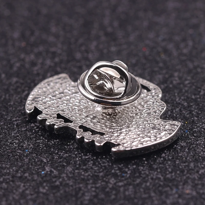 Модная популярная брошь-дефибриллятор из сплава для медицинских устройств