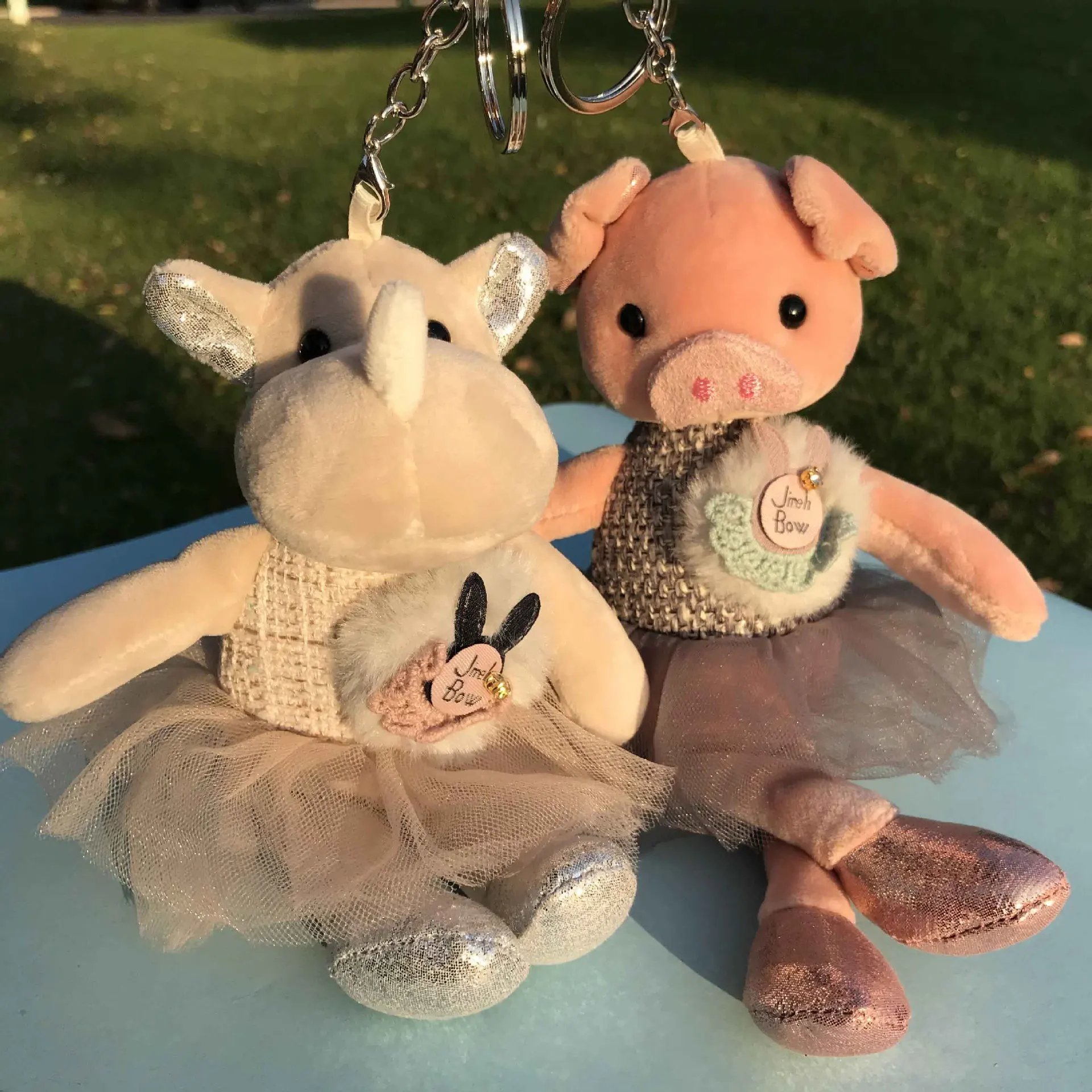 fashione New cute skirt Boutique Rhino Pink pig keychain Advanced  pretty bag decorate pandent  soft couple birthday gift