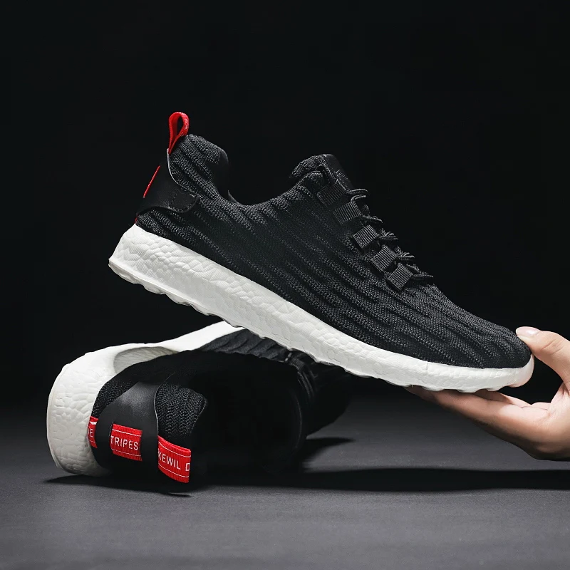 Черные кроссовки мужские сетчатые дышащие спортивные уличные для пробежек на