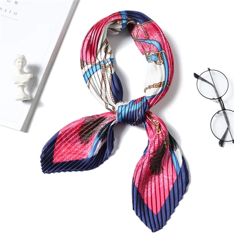 

2022 New Crinkle Scarf Female Silk Hair Square Small Pleated Bandana Neckwear Fashion Print Foulard Accessories