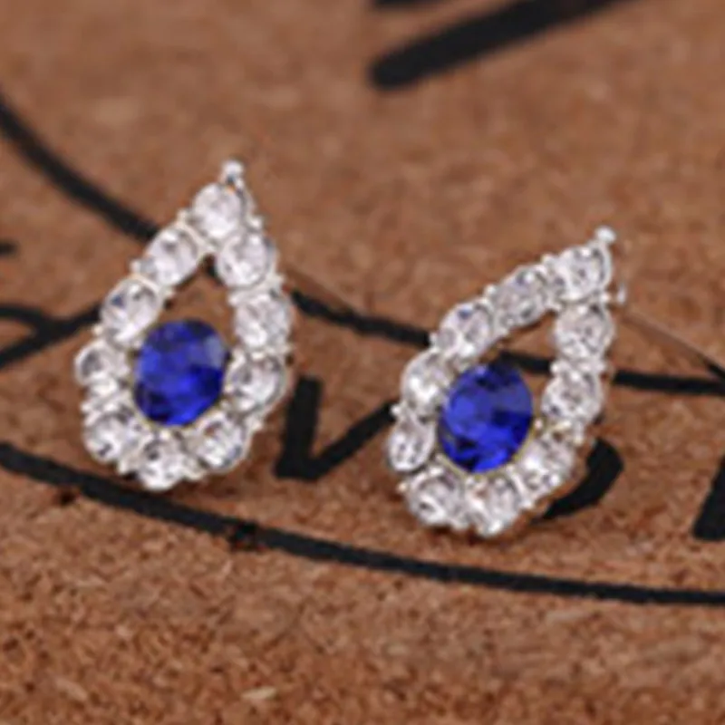 жемчуг серьги корейские бижутерия пусеты с жемчугом женские гвоздики серёжки