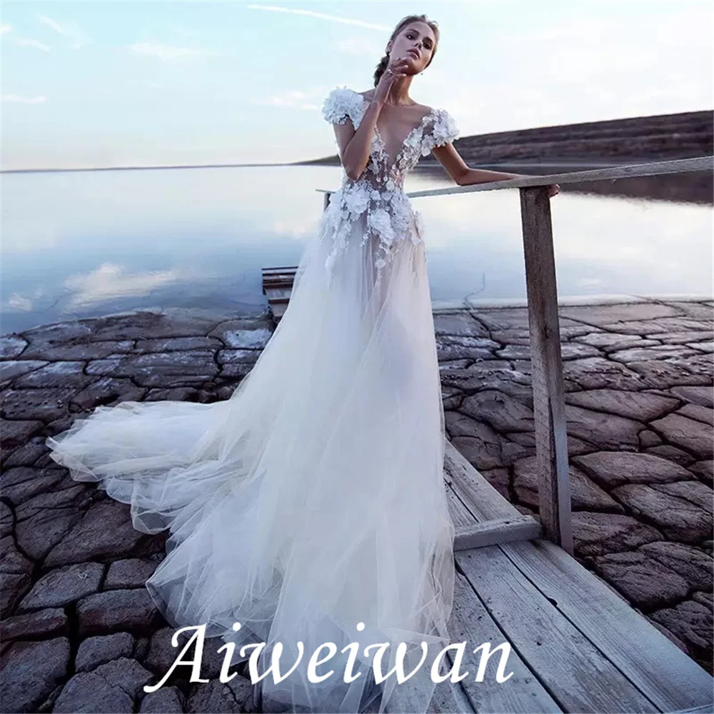 

A-Line Wedding Dresses Plunging Neck Court Train Lace Tulle Cap Sleeve Beach Sexy See-Through Backless with Appliques 2021