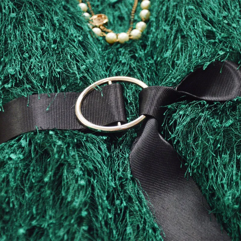 Платье футляр женское с бантом и длинным рукавом однотонное облегающее