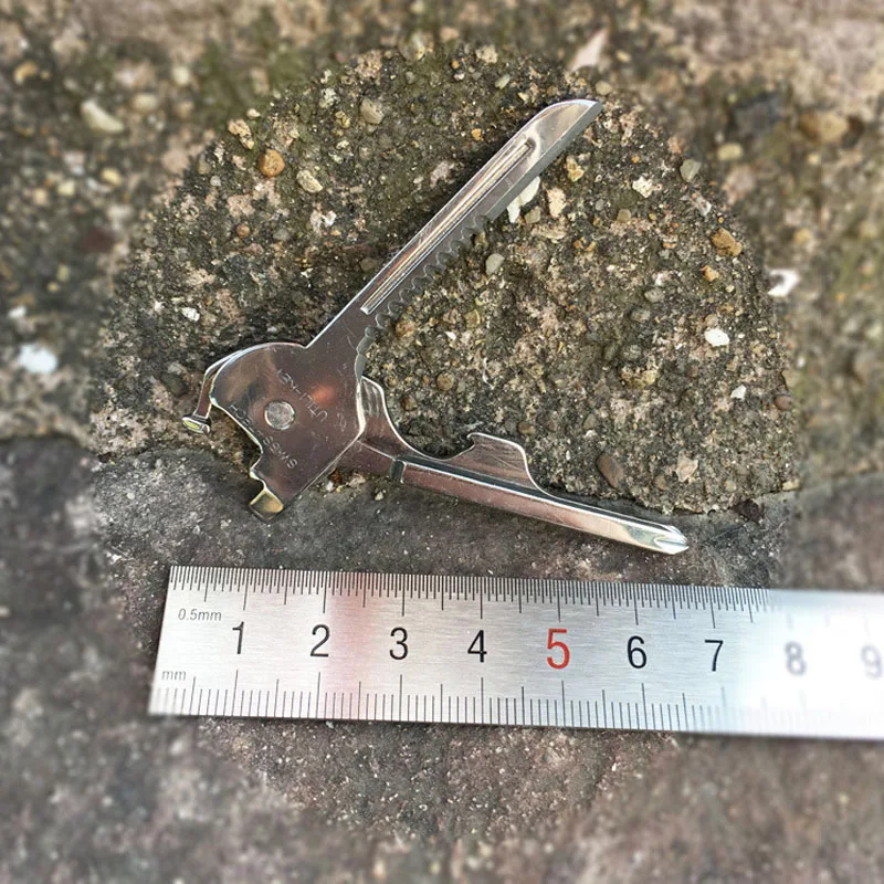 

6 IN 1 Multi-function Key chain Knife Outdoor EDC Screwdriver Bottle Opener For Self defense Camping Hiking Support Wholesale