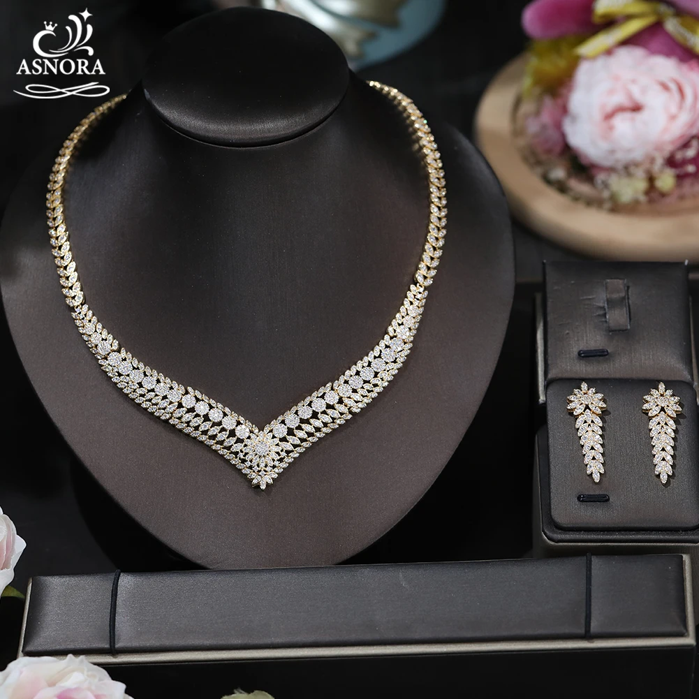 

AAA Cubic Zirconia Party Prom Gold And Silver Necklace And Earrings European Bridal Jewelry Set Wedding Bridesmaid Accessories
