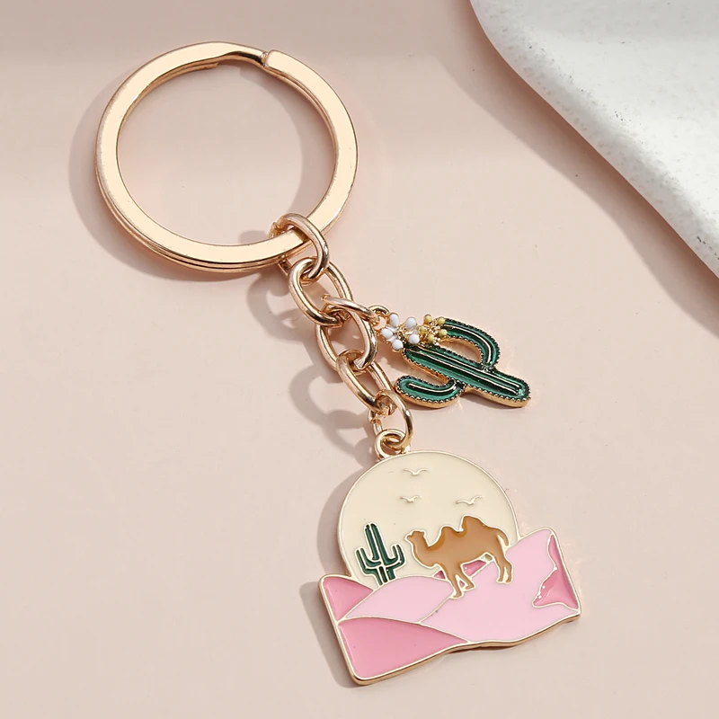 Эмалированный брелок для ключей с изображением пустыни верблюда кактуса птицы