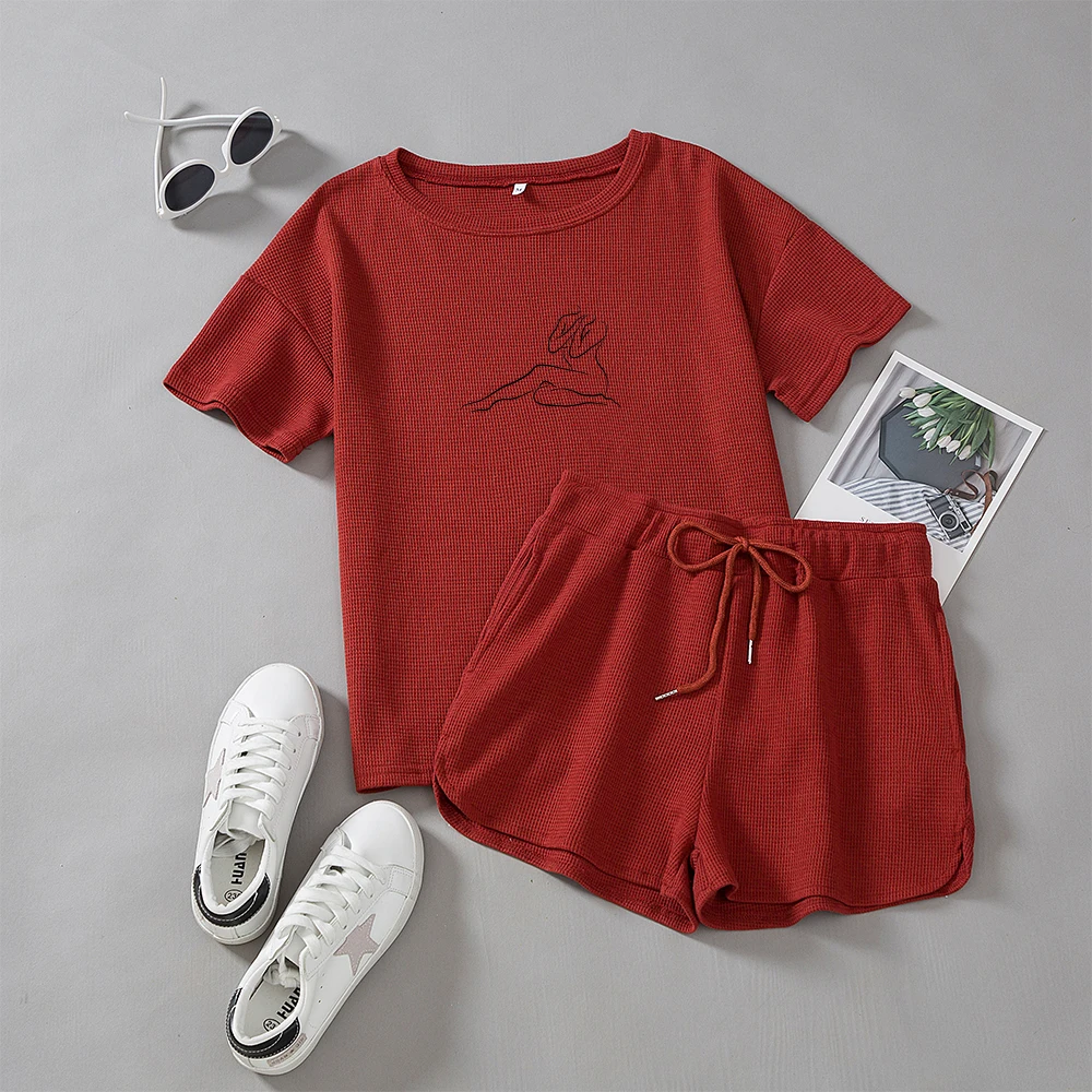 

Two-piece Shorts Suit for Summer Shorts and Top Women Line Printed Aesthetic Pullover T-shirts 2 Peice Set Women Matching Sets
