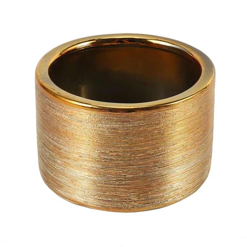 

Modern Ceramic Flower Vase Plating Gold Ceramic Vase Planting Flowers Pot Aristocratic Room Decor Table Accessories Gift