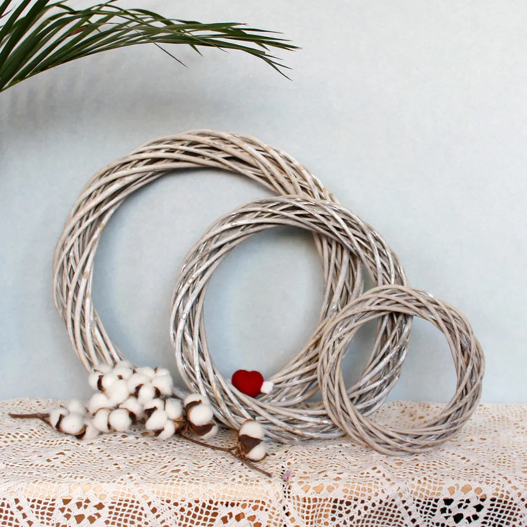 

1pc 20/25/30CM Christmas Rattan Ring Wreath Wicker Vine Garland Hanging DIY Wedding Grey Wreath Artificial Flowers Garland Frame