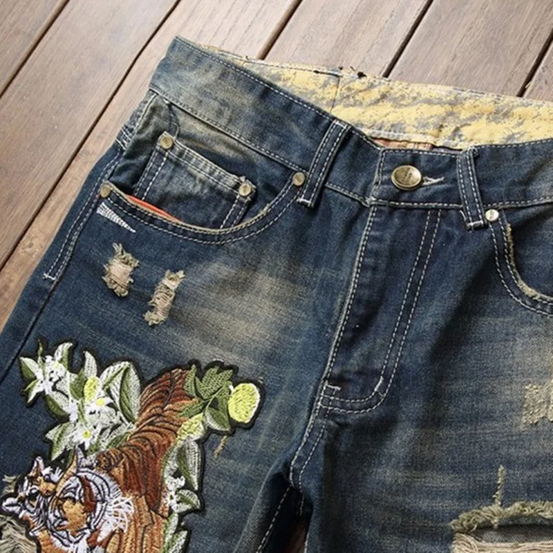 Autumn New European  American Style Fashion Hipster Ripped Straight Tube Jeans Embroidered Tiger Slim Casual Blue Pants