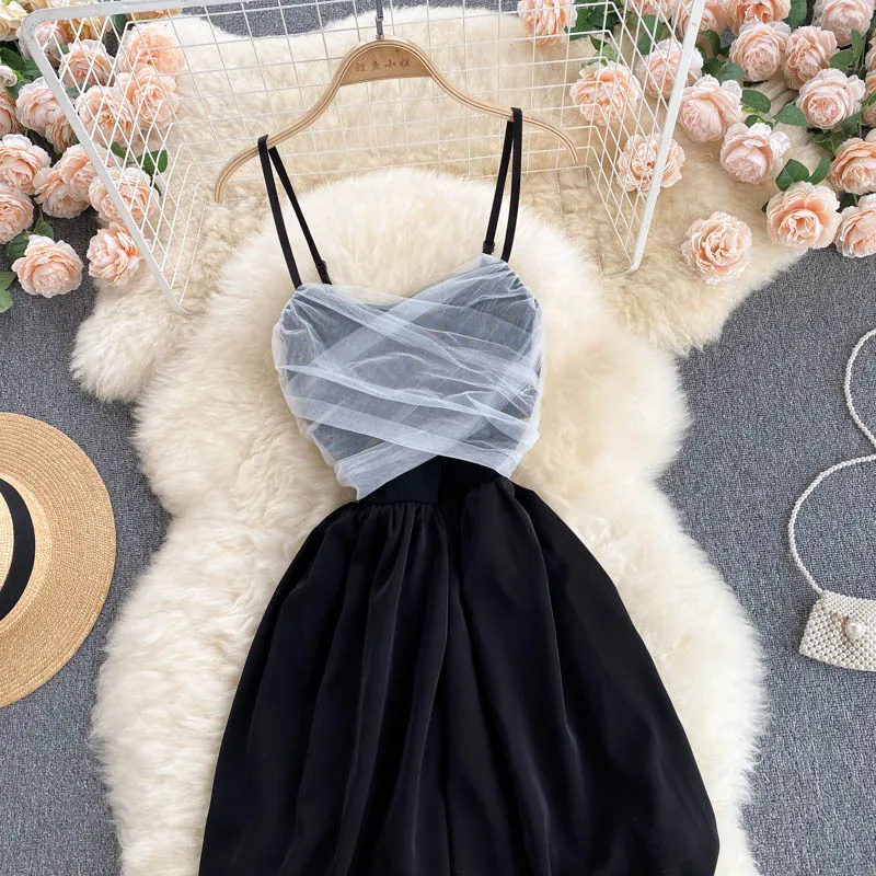 

Summer New Fashion Temperament VestidosV Neck Mesh Splicing Temperament Women's Age Reduction Strap Slim Mini Dress DK898