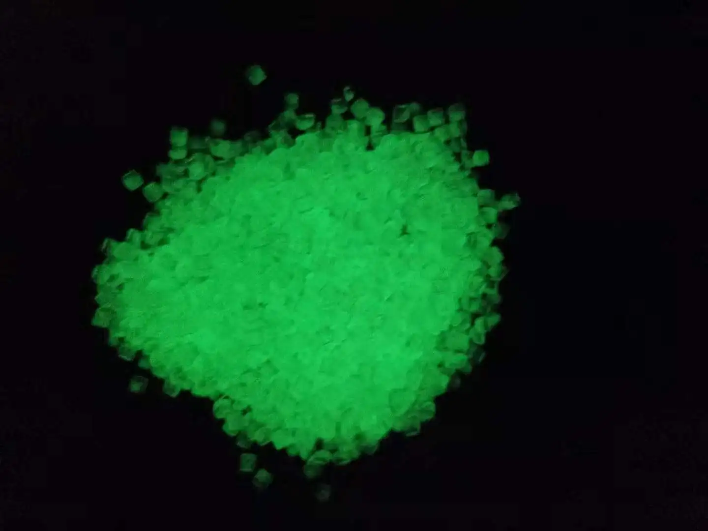 2021 Новый светящийся в темноте камень из смолы DMC 5200 квадратные круглые сверла для