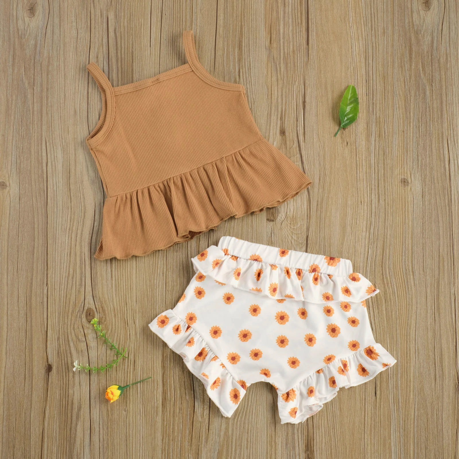 

2020 New 6M-5Y Toddler Kid Baby Girl Summer 2Pcs Set Ruffled Sleeveless Single Breasted Camisole Top+Floral Print Flared Shorts