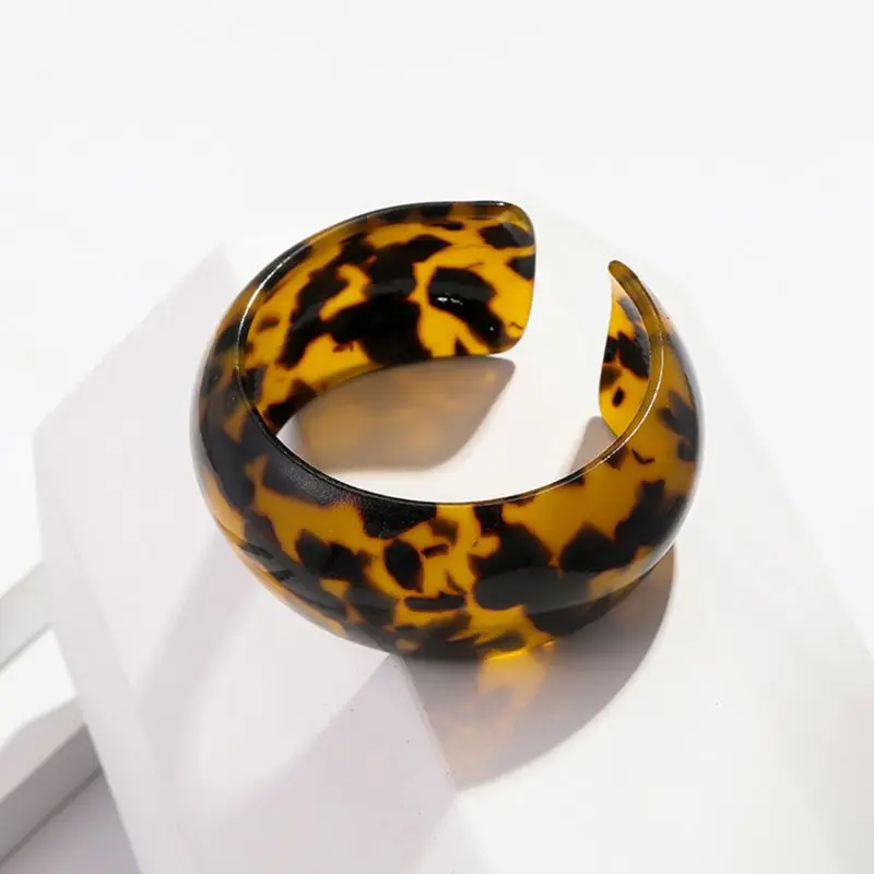 

Fashion Leopard Bangle Acetate Plate Opening Wide Cuff Bracelet Women Jewelry