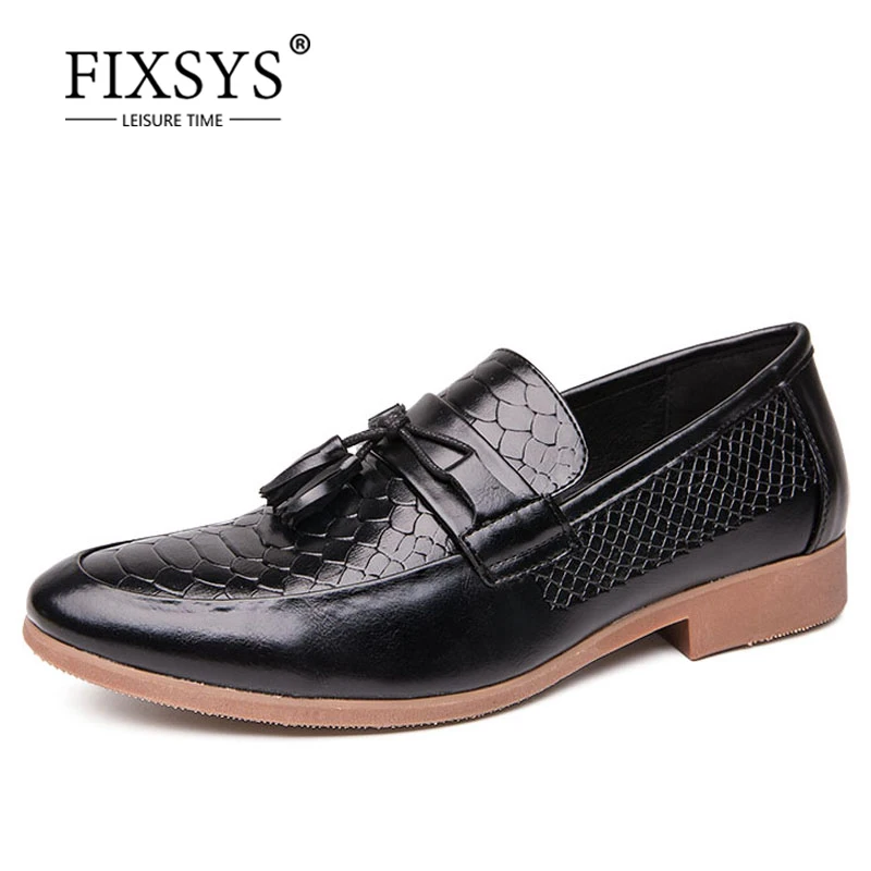 Мужские туфли оксфорды FIXSYS лоферы с кисточками Змеиный узор заостренный носок
