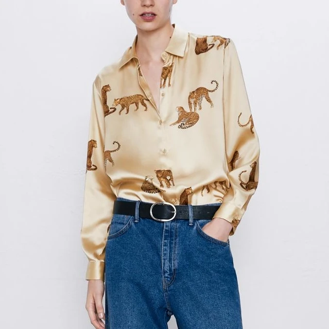 Женская рубашка цвета шампанского с принтом животных на пуговицах длинным
