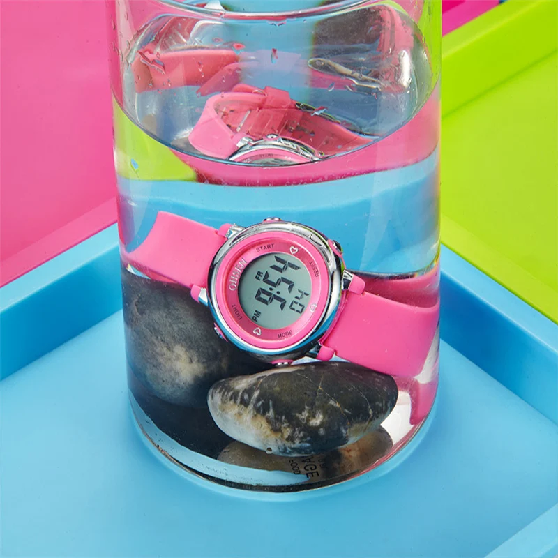 Женские спортивные часы водонепроницаемые цифровые наручные женские