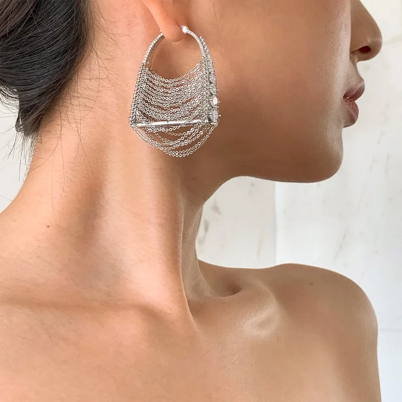 

Timeless Wonder Fancy Zirconia Chained Handbag Hoop Earrings Statement Jewelry Punk Gothic Designer Ins Rare Gift Emo Egirl 2546