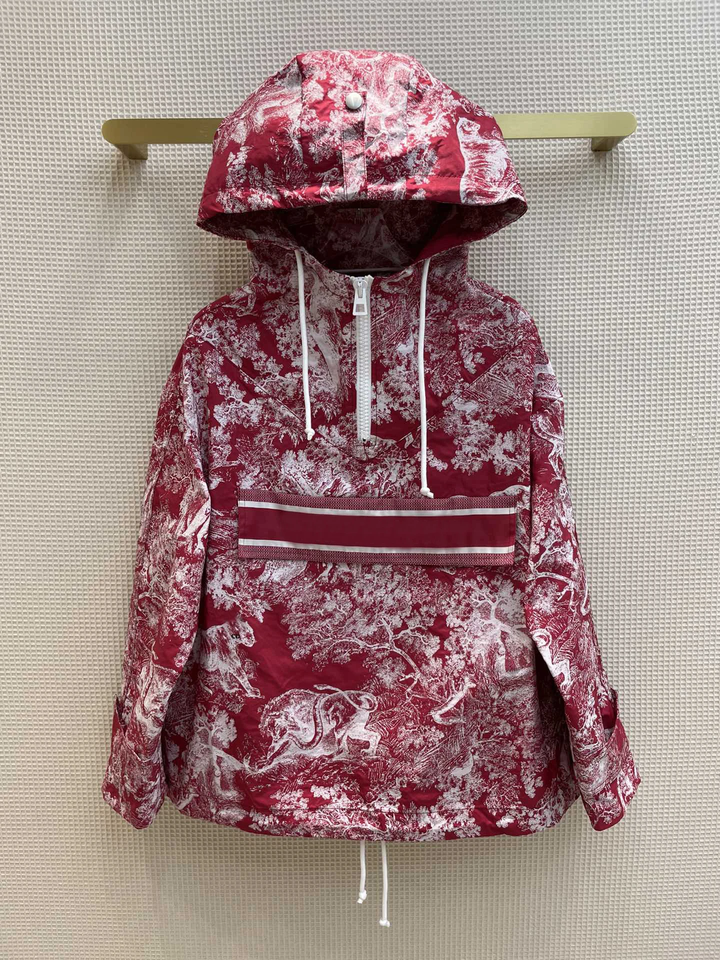 

Animal Jungle Print Trench Coat Women Autumn 2021 Luxury Brand Patch Design Long Sleeve Loose Drawstring Hem Hooded Trench Coats