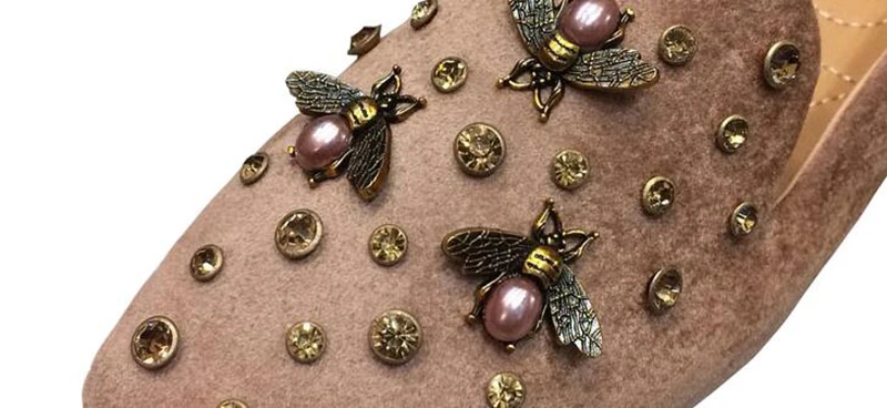 Фитнес Diamond Rhinestone Черный Кристалл Квадратный Toe Bee Дамы Красивые Квартиры Обувь Китайские Мокасины Весна Осень Замша Женщины
