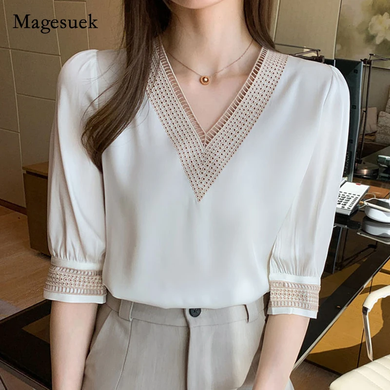 

Elegant Loose Short Sleeve Tops V-Neck Women Blouses White Embroidery Long Sleeve Chiffon Shirt Blusas Mujer De Moda 2021 13366
