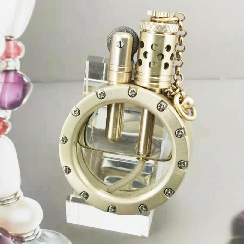 

Handmade Lighter Brass Gasoline Lighter Quartz Transparent Oil Tank Portable Round Collection