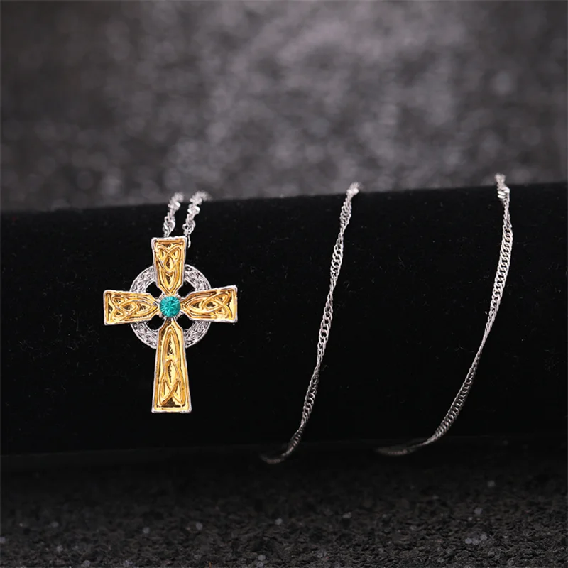 

Fashion creative classic light luxury geometric cross green zircon pendant women's party holiday gift jewelry necklace wholesale