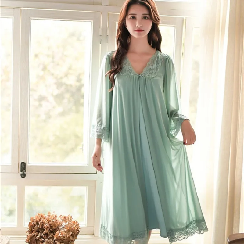 Женский халат из модала весна 2019 комплект 2 предметов белое кружево винтажная