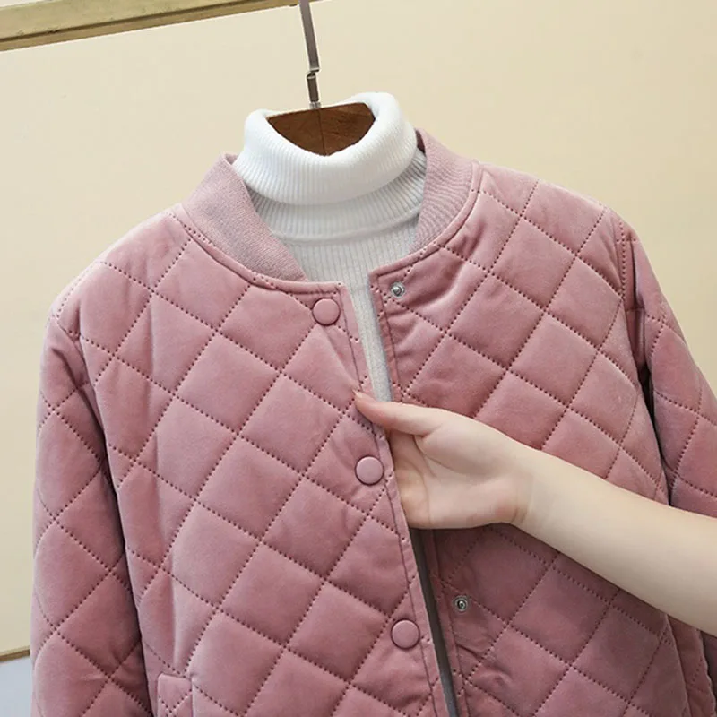 Женское хлопковое пальто с золотым бархатным утеплителем зимняя короткая