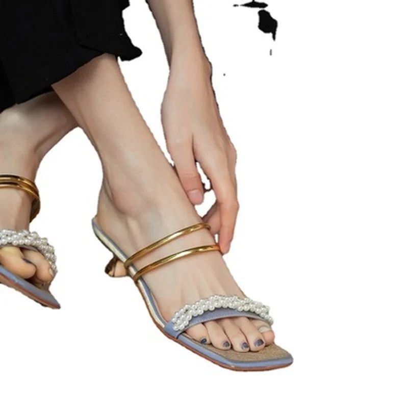 

Summer Women Sandals 2021 New Fashion Pearl Mid-Heel Slippers Casual Women's Shoes Summer Open Toe Flip Flops Sandals for Women