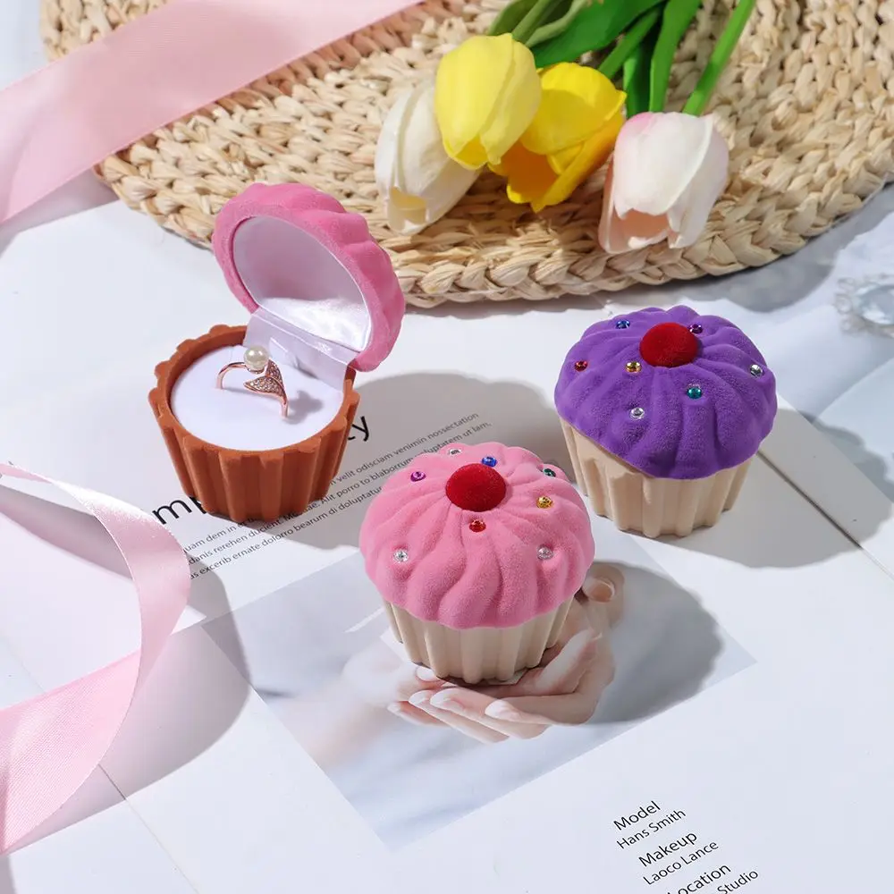 

Elegant Display Holder Functional Wedding Jewelry Box Container Ice Cream Shaped Package