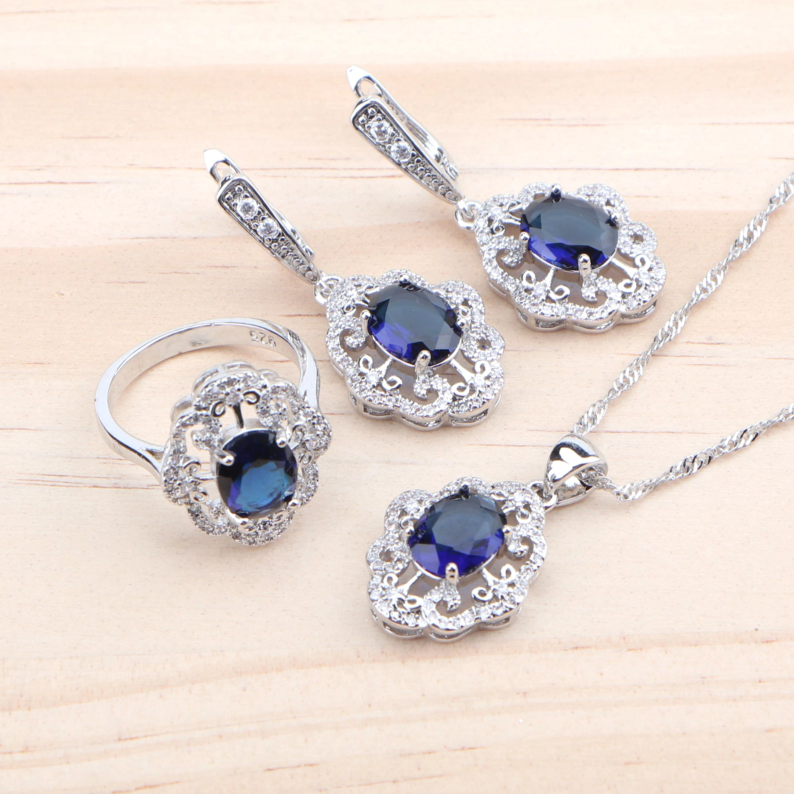 Комплект из колье серёг кольца и браслета серебра 925 пробы|Ювелирные наборы| |