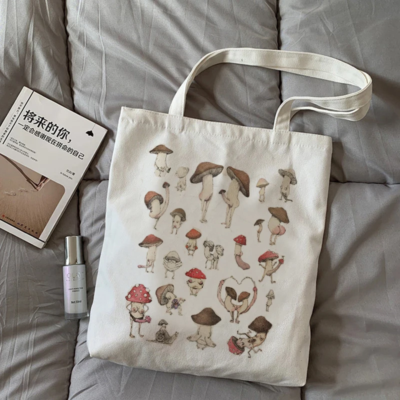 

2021 cartoon mushroom pattern fashion shopping bag shopping bag tote bag summer one-shoulder canvas bag large capacity all-match