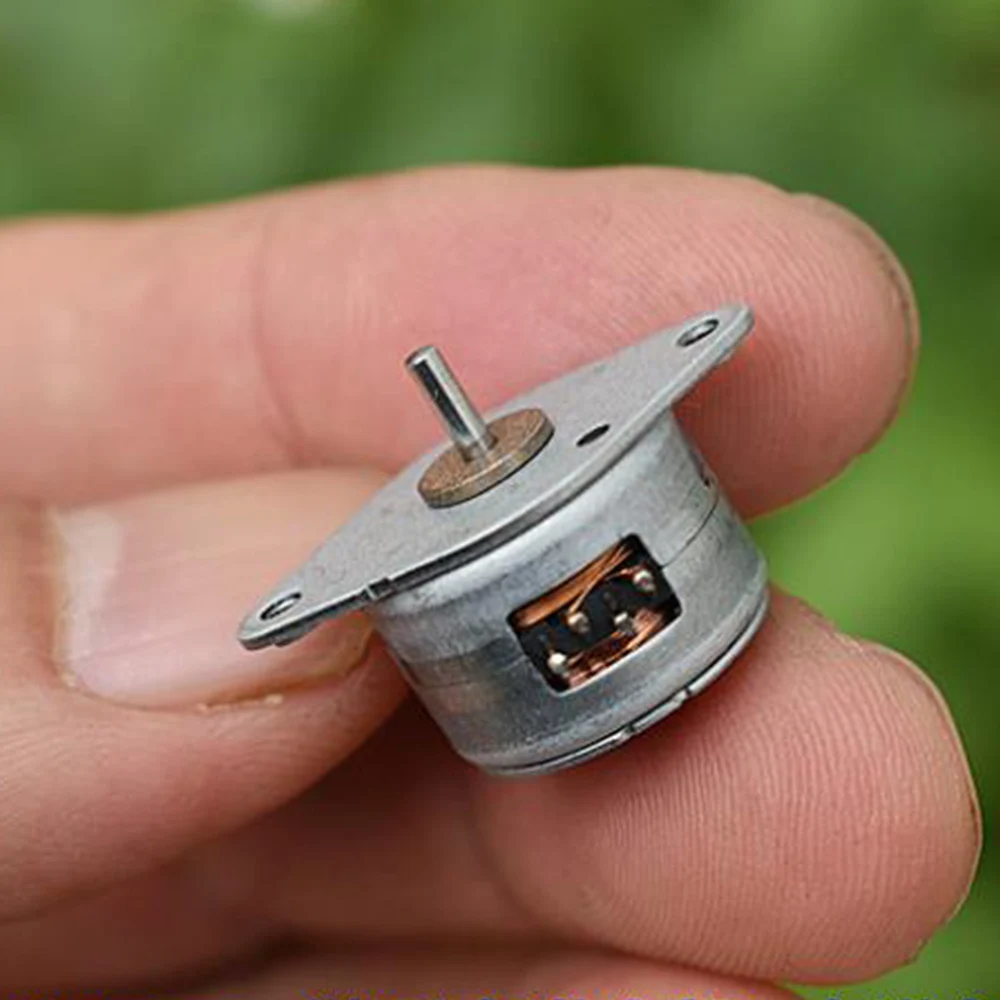 Микро 15 мм 2 фазный 4 проводной DC 5V мини небольшой электродвигатель Степпер угол