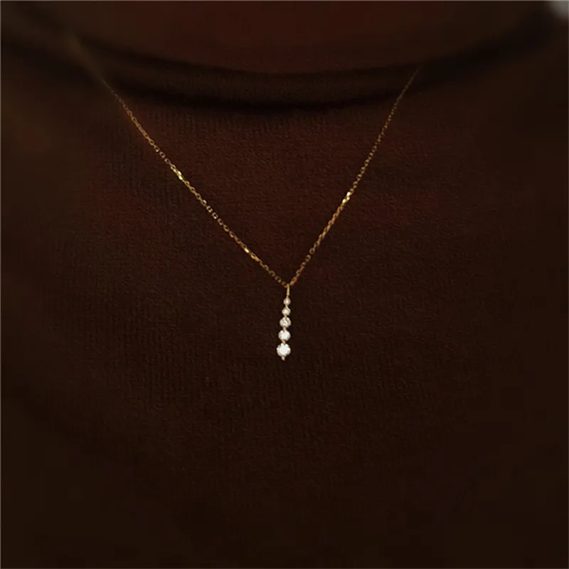 

925 Sterling Silver French Simple Crystal Pendant Clavicle Chain Necklace Women Light Luxury Temperament Wedding Jewelry Gift
