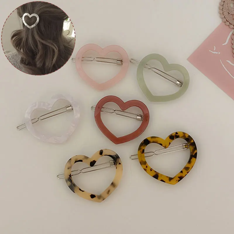 

Women Love Heart Shape Hair Clip Geometric Frog Clip Acrylic Leopard Tortoiseshell Hairpins Bangs Clip Barrette Hair Accessories