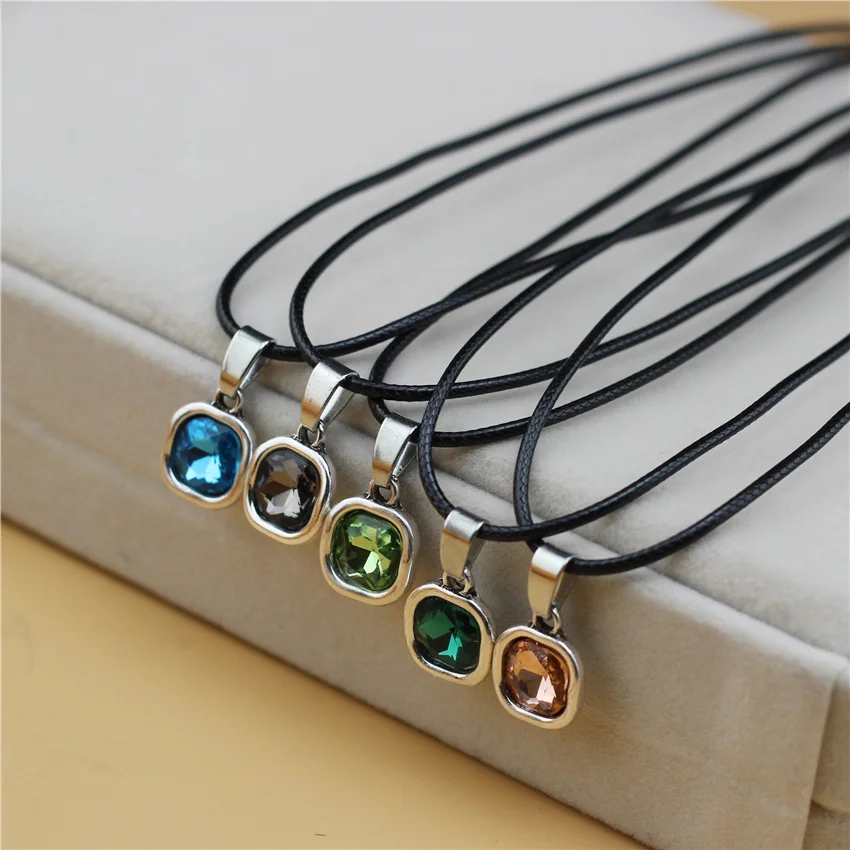 Оптовая продажа модное недорогое ожерелье-чокер Anslow с квадратными кристаллами 5