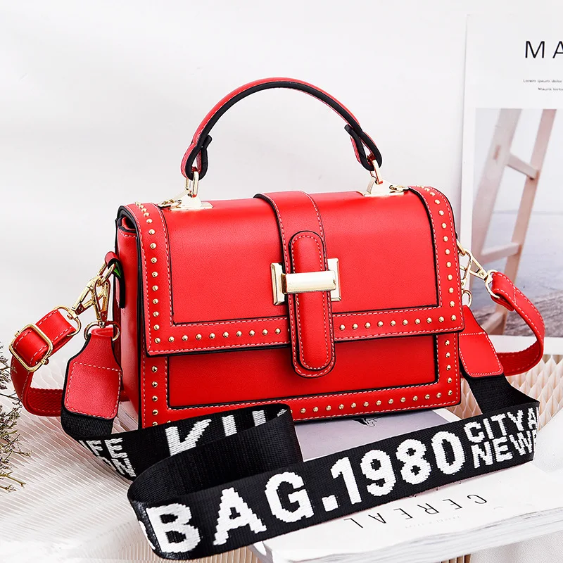 

Women's bag 2020 new harbour style rivet lock fashion one shoulder small square bag simple lady's Messenger Bag Handbag