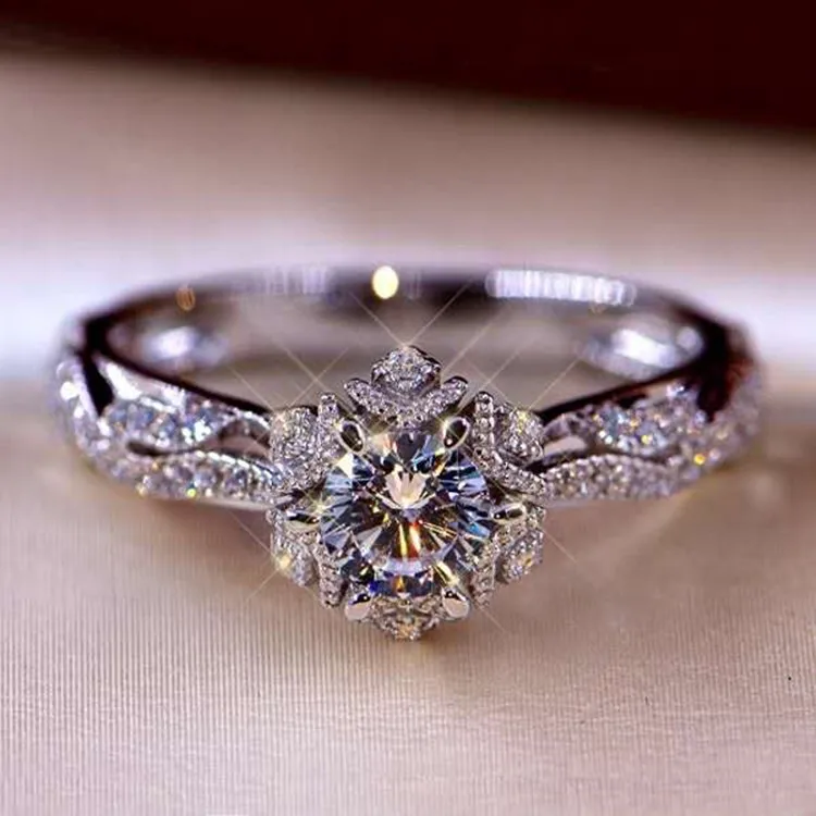 

2021 New Daily Birthday Party Anniversary Gift Hollow Flower Star Snowflake Rings For Women Simple Fashion Rings