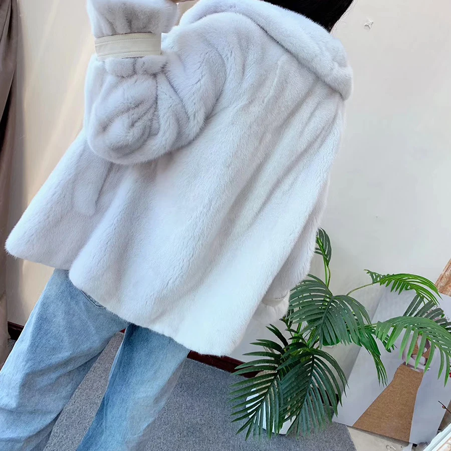 Шуба женская Норковая Geunine зимняя теплая с натуральным воротником короткая |