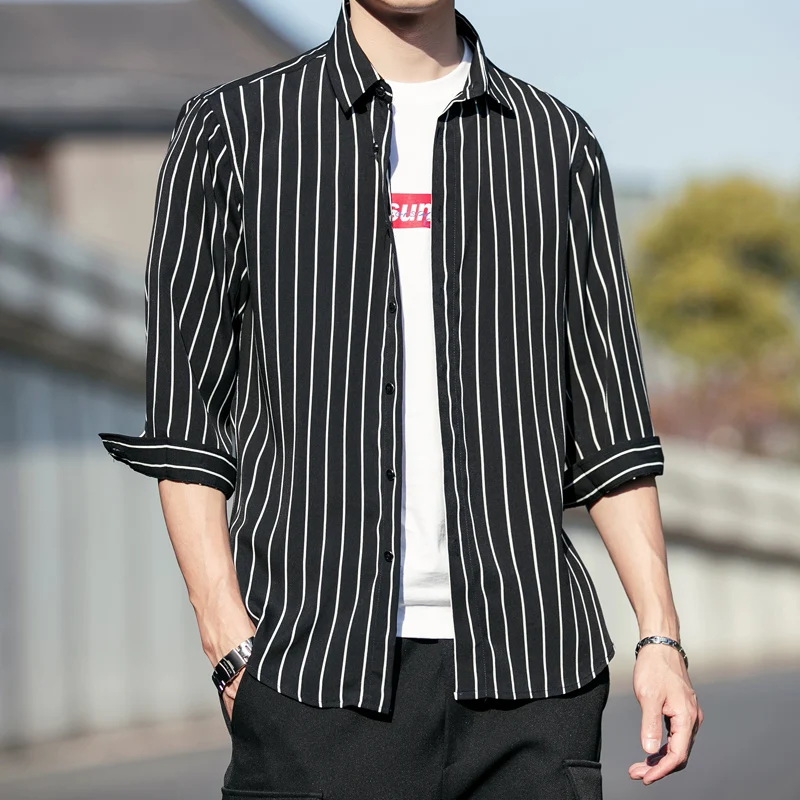 

Stylish simple lapel vertical striped loose buttons seven-point sleeve shirt men's black blue yellow white stripe shirt top