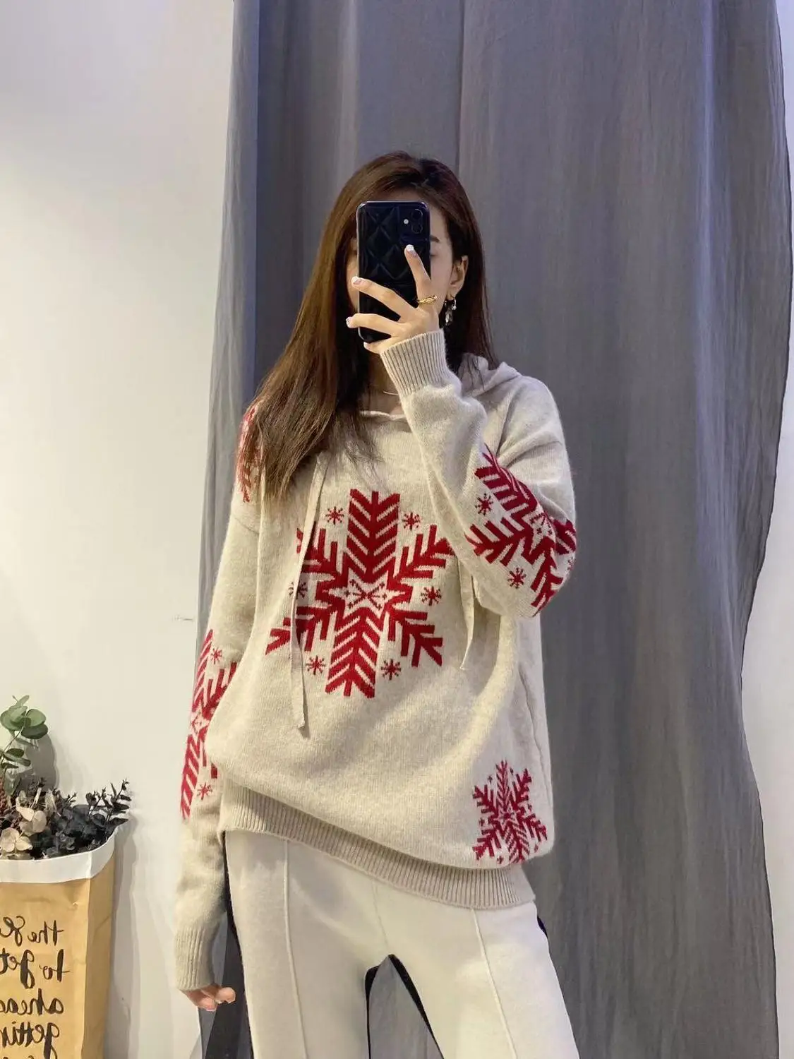 

Top Quality Snowflake Pattern Wool Sweater Women Hooded Pullover 2021 New Spring Runway Design Retro Knitted Jumper