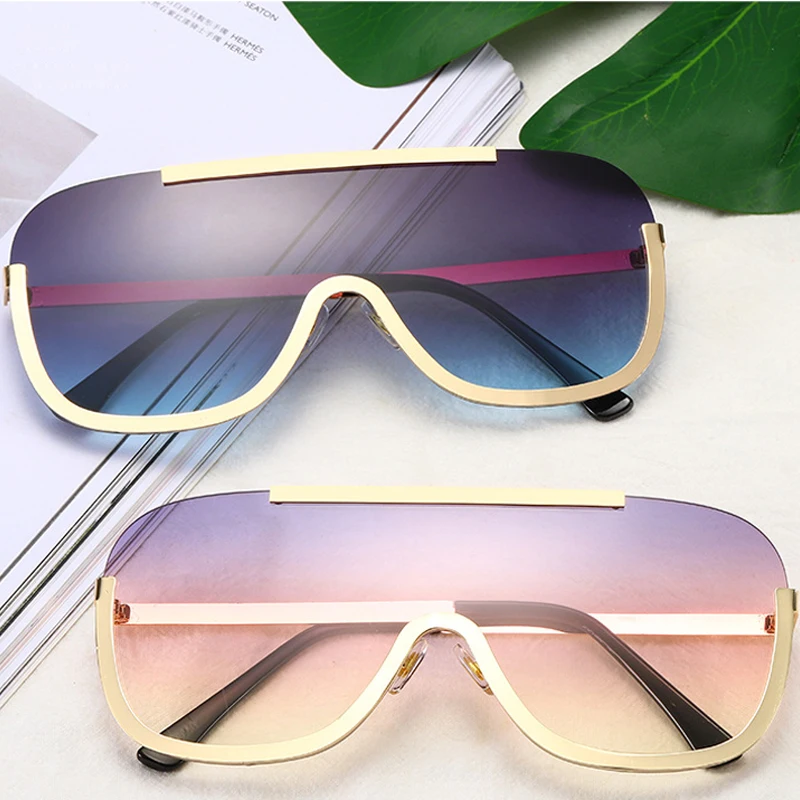 

2020 Oversized Sunglasses Men Women Big Frame Round Flat Top Gradient Lens Sun Glasses Female Men Vintage Mirror Shades UV400