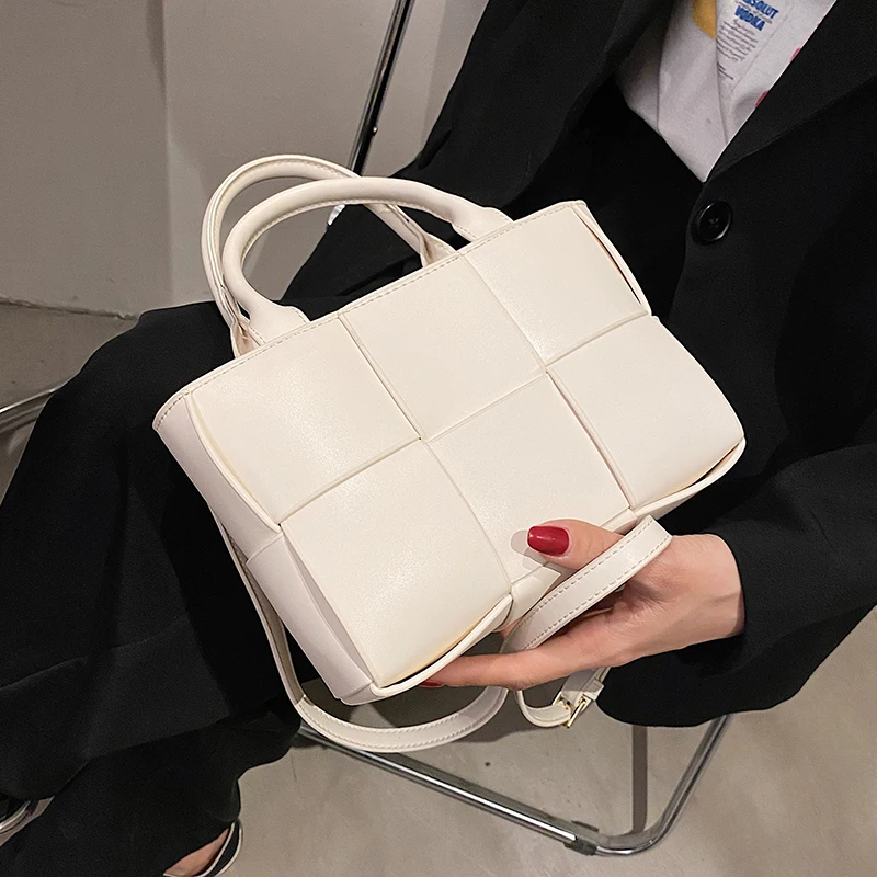 Женские зеленые сумки тоут маленькие через плечо из искусственной кожи для