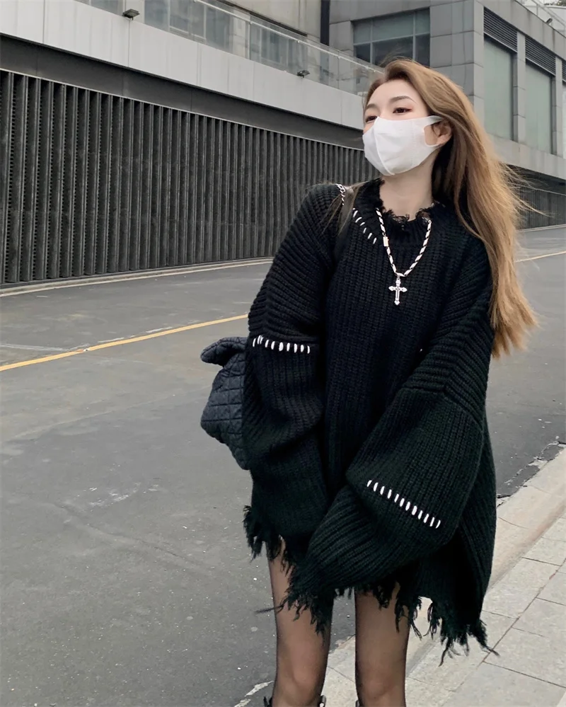 

Harajuku Y2k Oversized Knit Pullovers For Women Kpop Ins O-Neck Hole Tassel Lazy Style All-Match Sweater Female Chic Knitwear