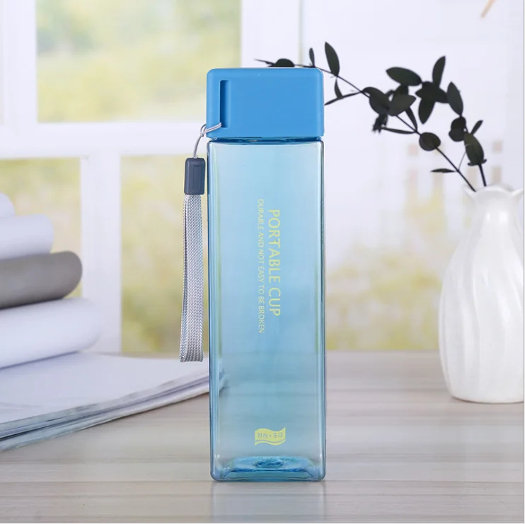 Blue Новинка, милая квадратная чашка для чая, молока, фруктов, воды, 500 мл, бутылки для воды, напиток с веревкой, прозрачная, Спортивная, корейский стиль, термостойкая - Цвет: Blue