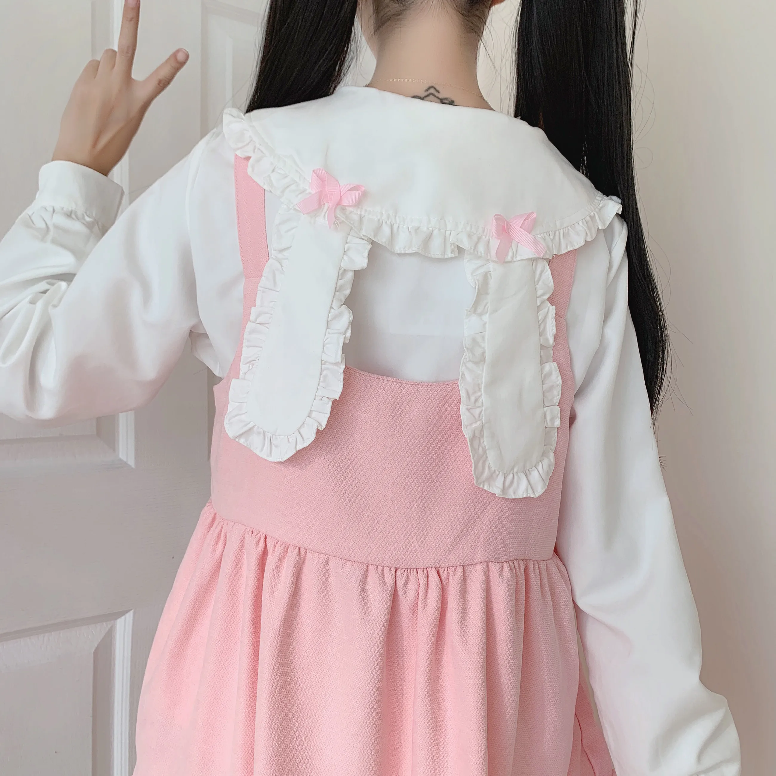 

Japan Autumn Kawaii Lolita Suit Cosplay Loli Bow Rabbit Ears Shirt Sweet Soft Girl Sleeveless Ruffles Suspender Two-piece Dress