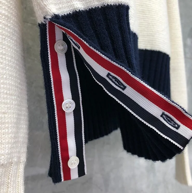 

2021 Fashion Brand Sweaters Men Slim O-Neck Pullovers Clothing Striped Spliced Wool Thick Autumn Winter Casual Coat