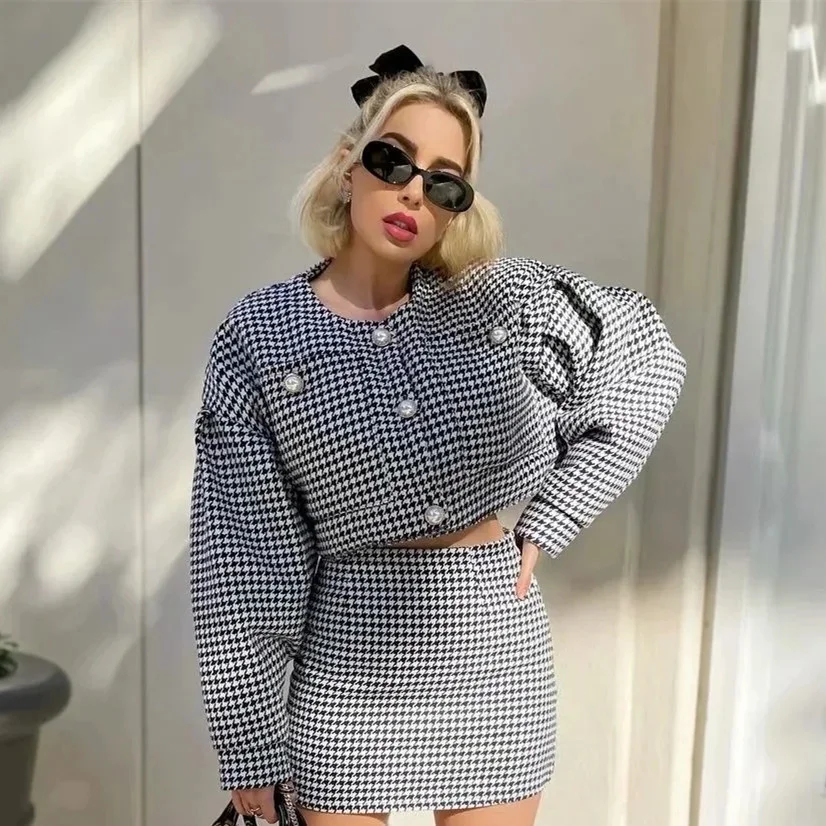 

Fashion Women Plaid Single Breasted Crop Jacket And High Waist Skirt 2 Pcs Set Casual Vintage Streetwear